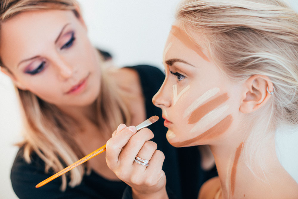 Makeup tutorial classes